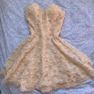 Bebe Strapless Floral Lace Dress Size 4